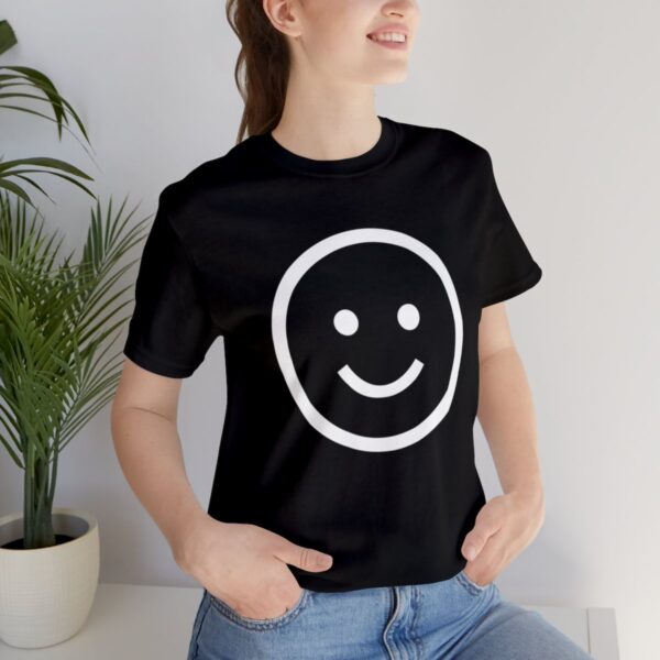 Happy T-Shirt - Image 9